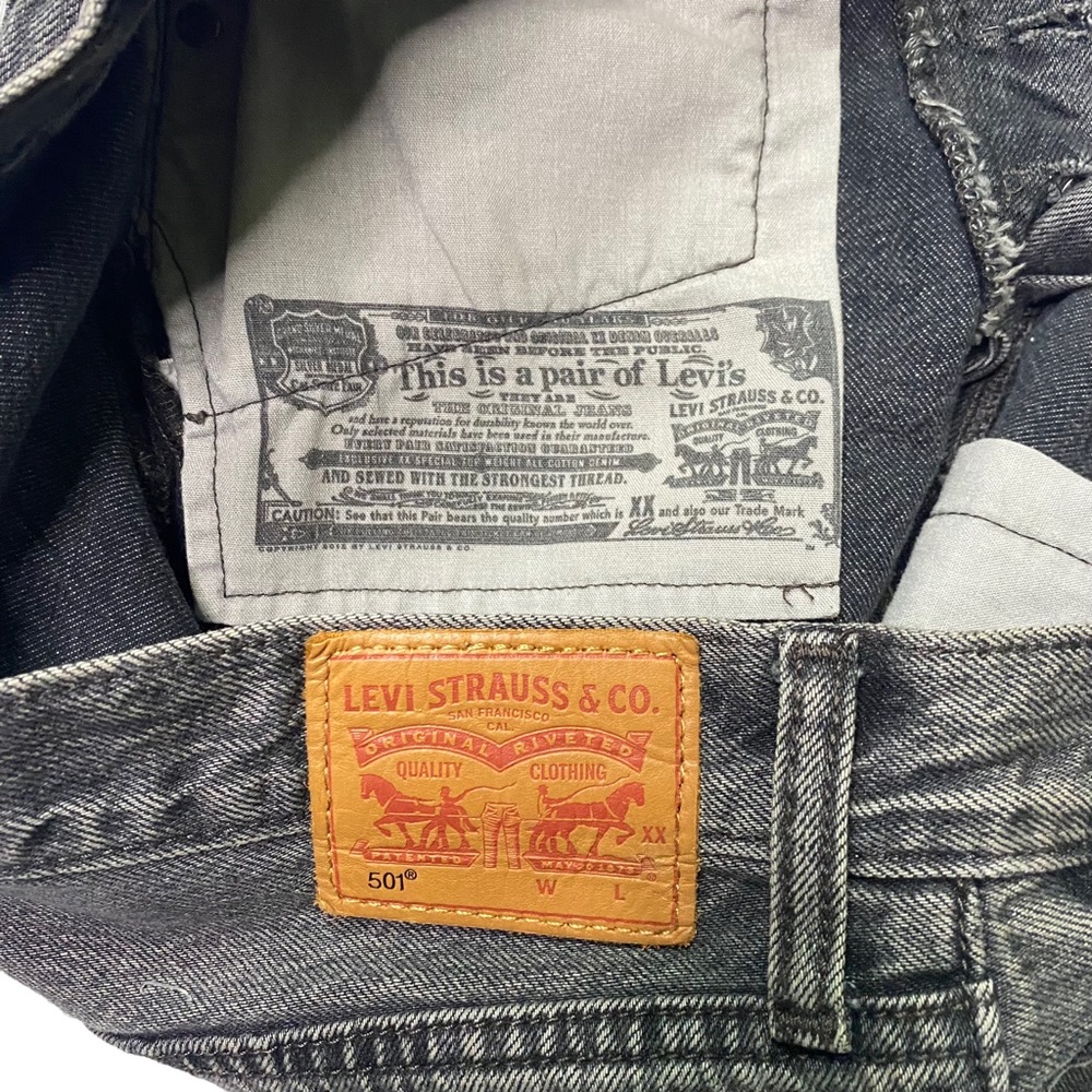 Levi Strauss Black Distressed Jean Shorts - Picture 12 of 12